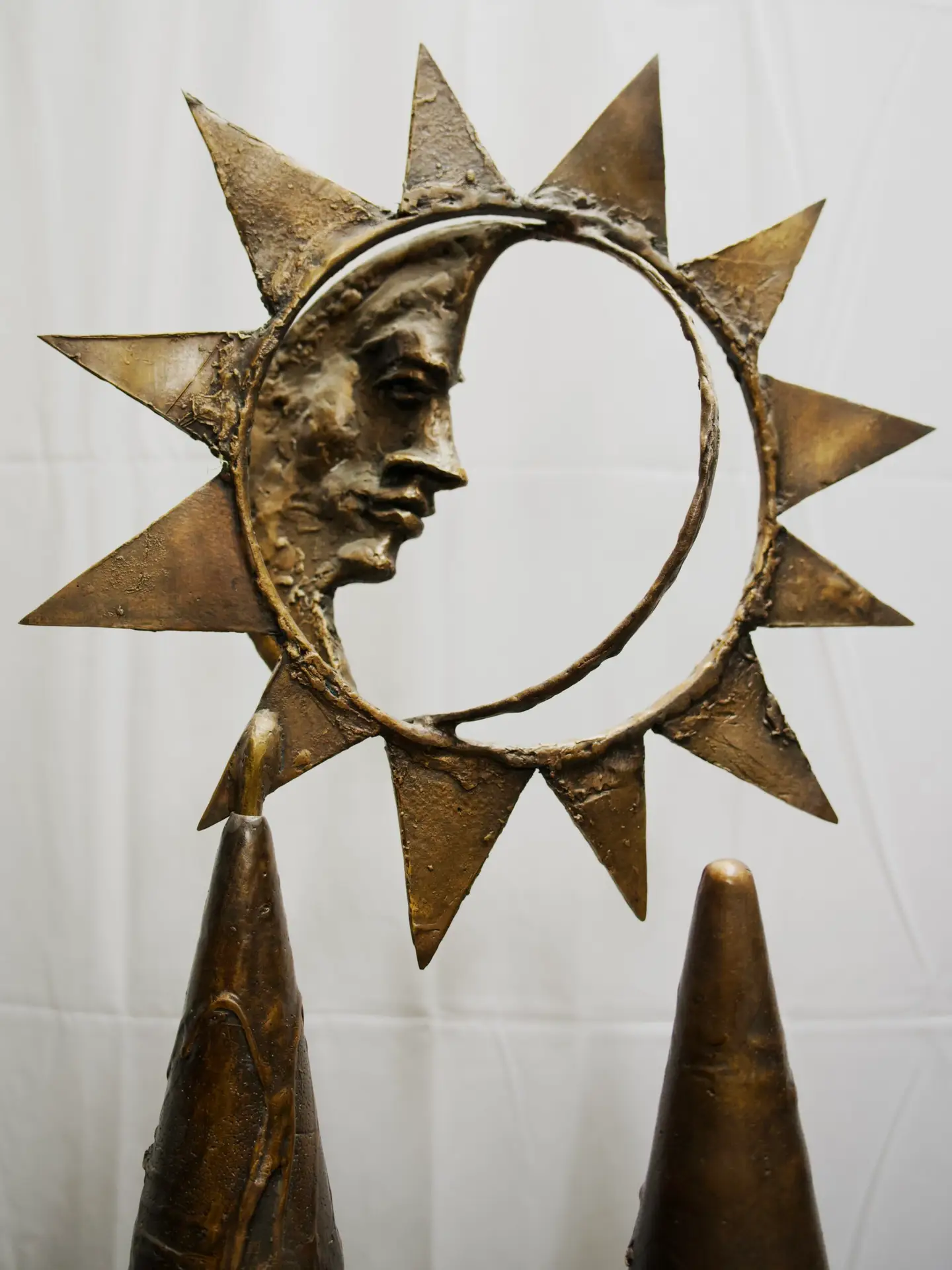Celestial detail | The Moon archetype | Inner Voice | Christine Wiersema